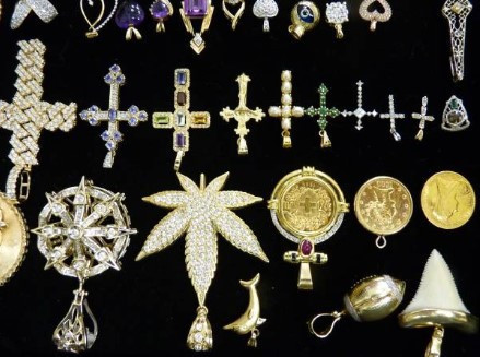 exclusive-10kt-14kt-gold-pendants-charms-sale-big-0